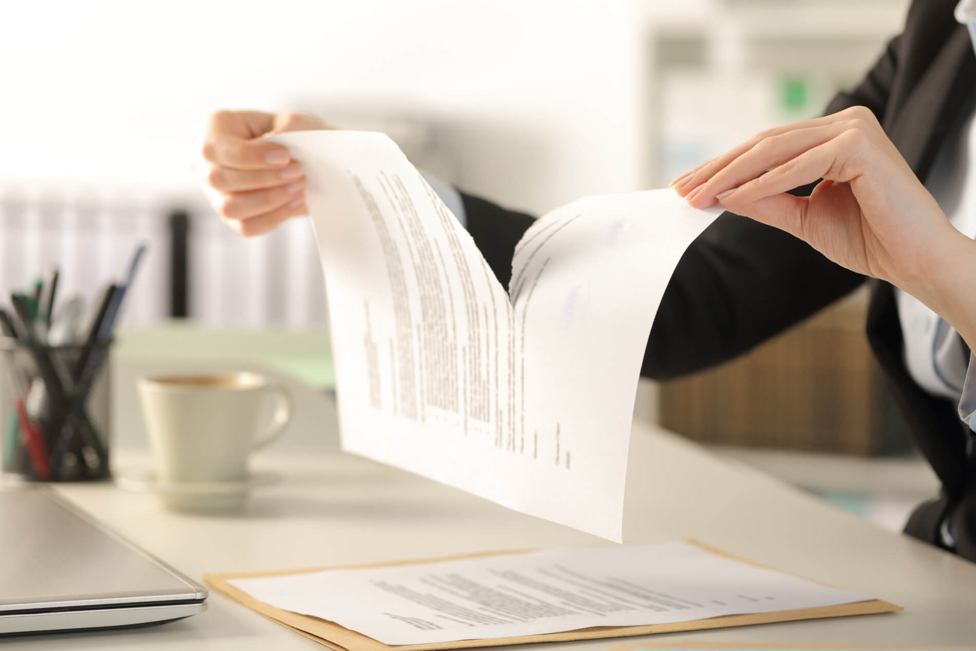 close business woman hands breaking contract